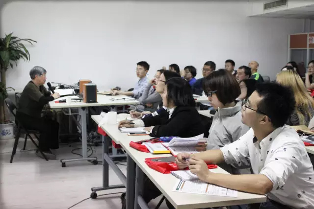 Former head of UN Chinese Translation Service gives translation lecture at Grouphorse Beijing